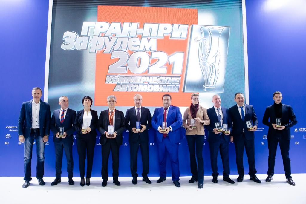 HINO 300 СТАЛ ПОБЕДИТЕЛЕМ ГРАН-ПРИ «ЗА РУЛЕМ»: КОММЕРЧЕСКИЕ АВТОМОБИЛИ 2021»